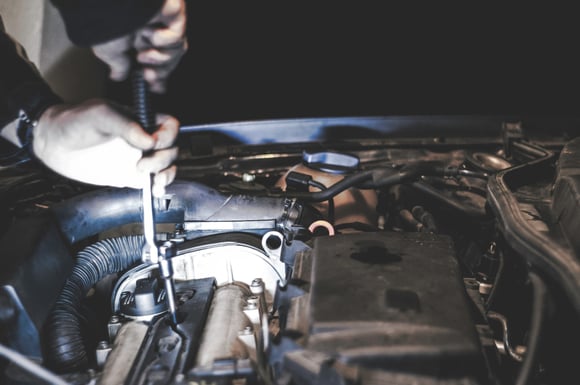 Engine repair Engine repair